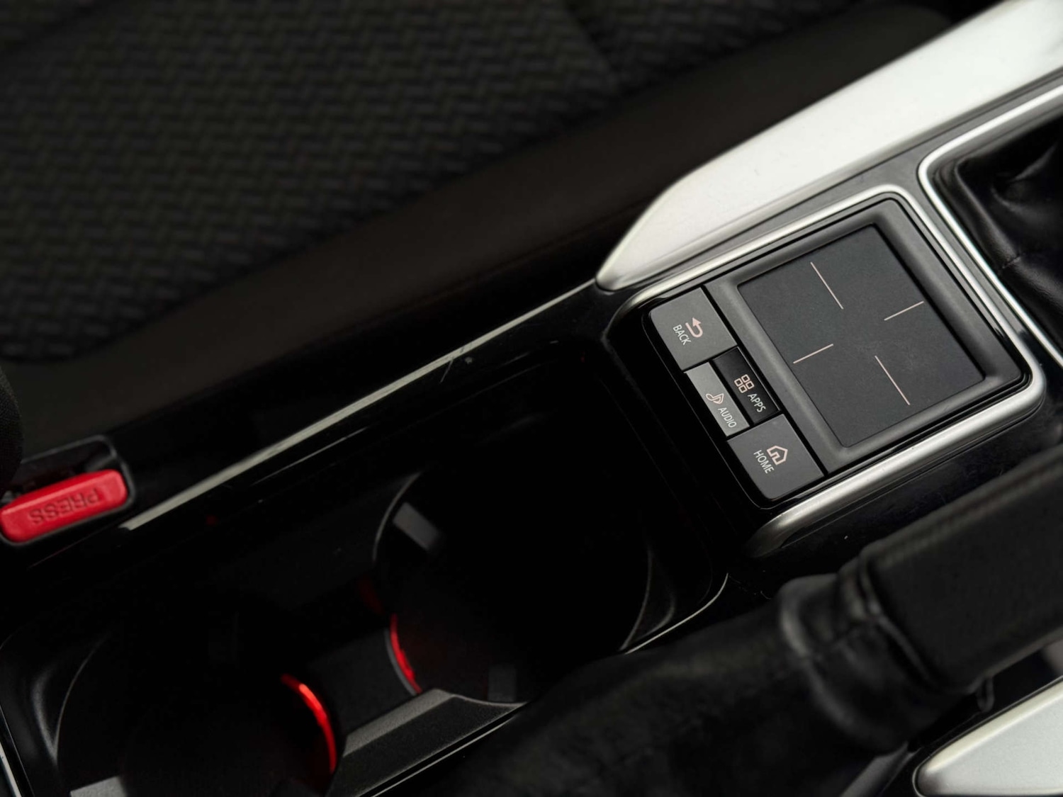 Used Mitsubishi Eclipse Cross 2018 for sale - 76611733: Photo 28