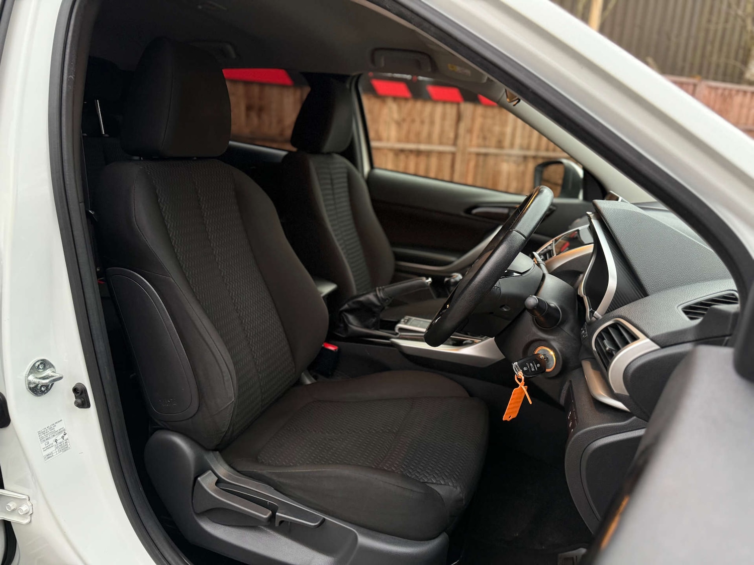 Used Mitsubishi Eclipse Cross 2018 for sale - 76611733: Photo 30