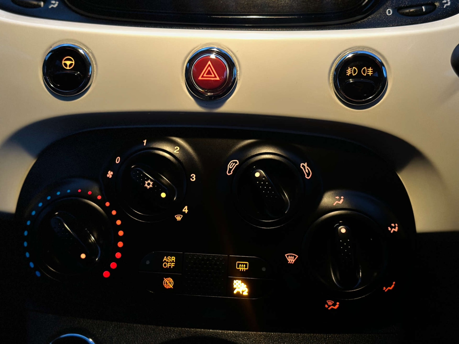 Used Fiat 500 2019 for sale - 76544309: Photo 24