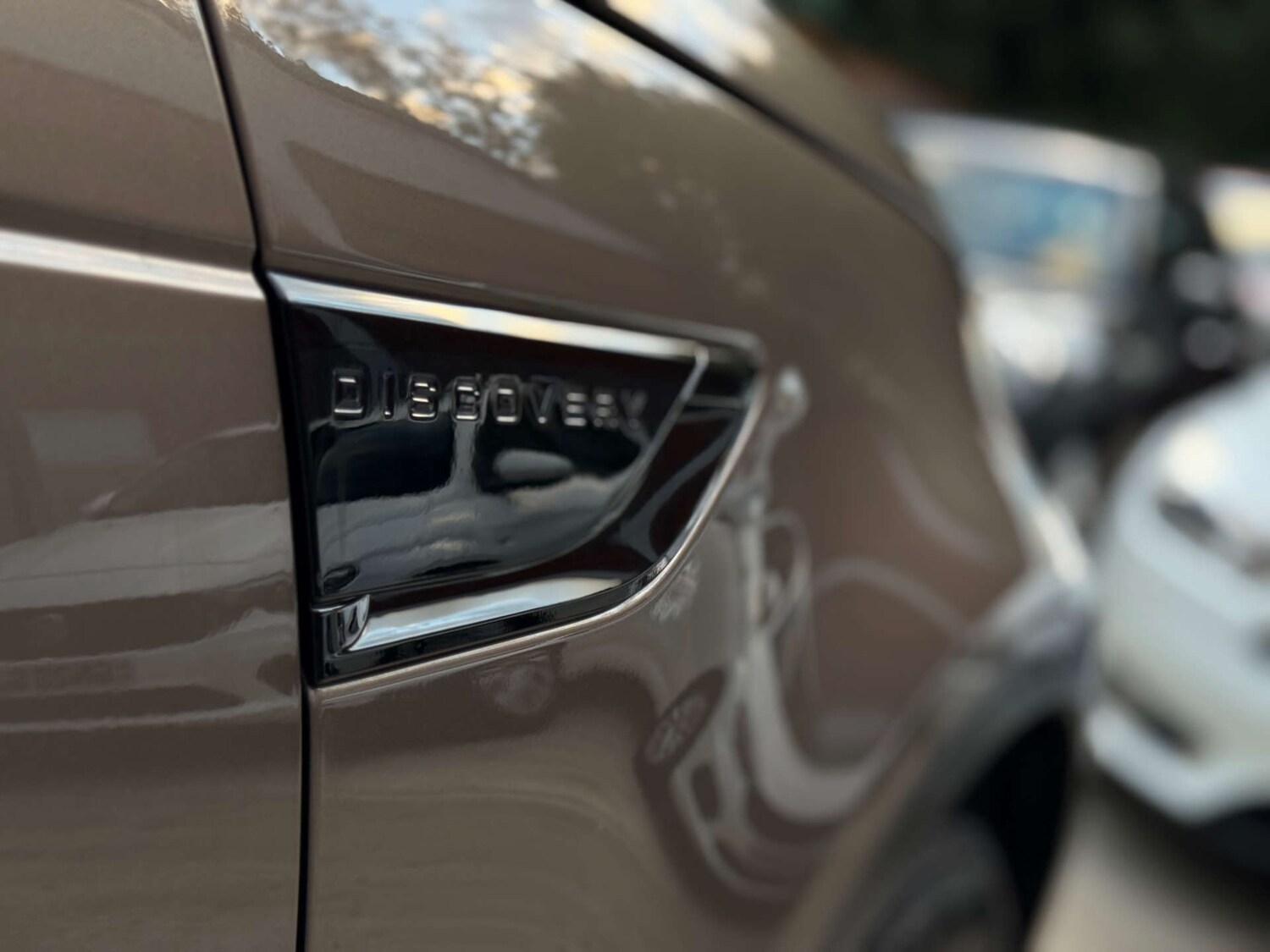 Used Land Rover Discovery 2017 for sale - 76601393: Photo 32