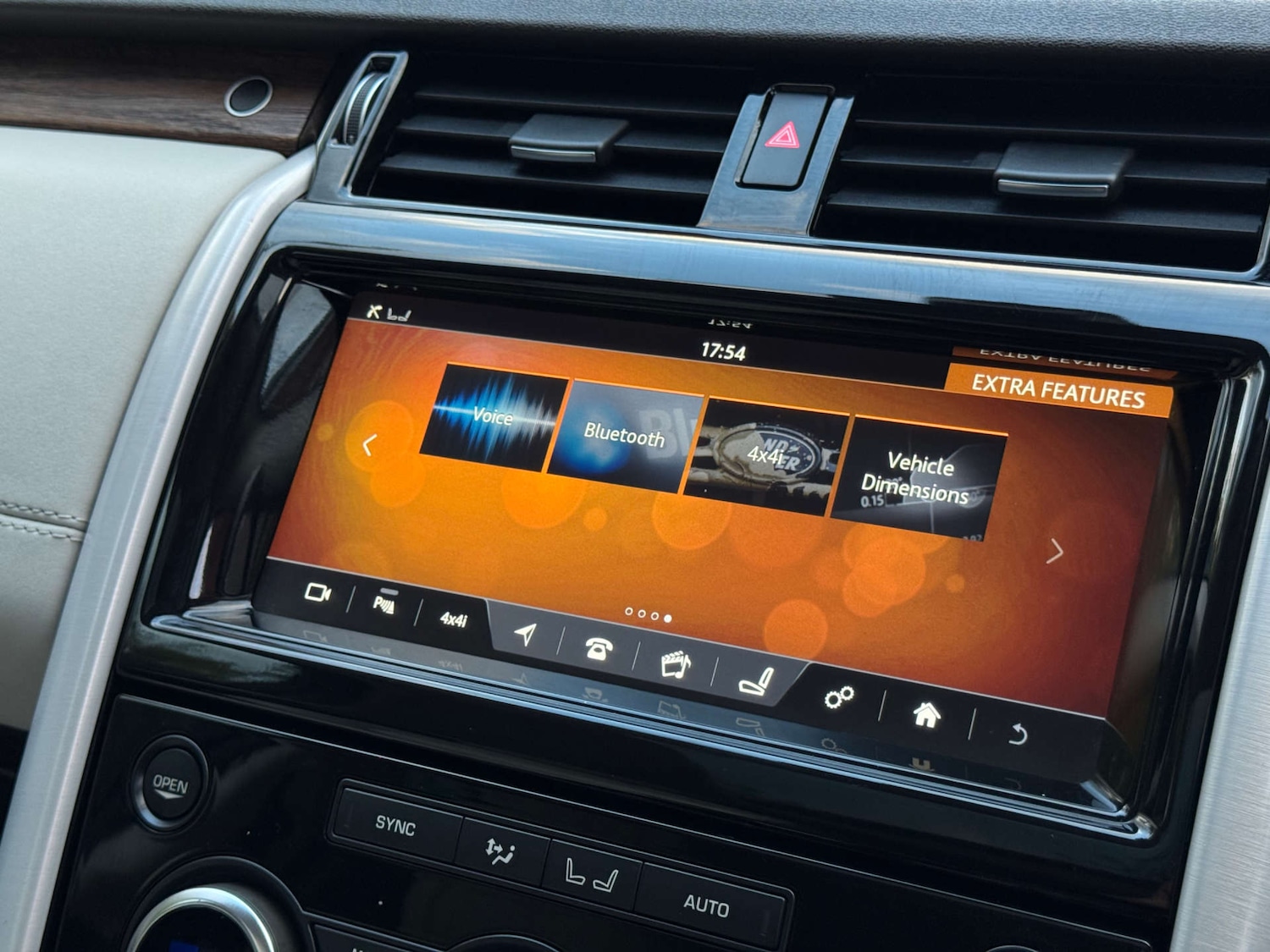 Used Land Rover Discovery 2017 for sale - 76601393: Photo 49