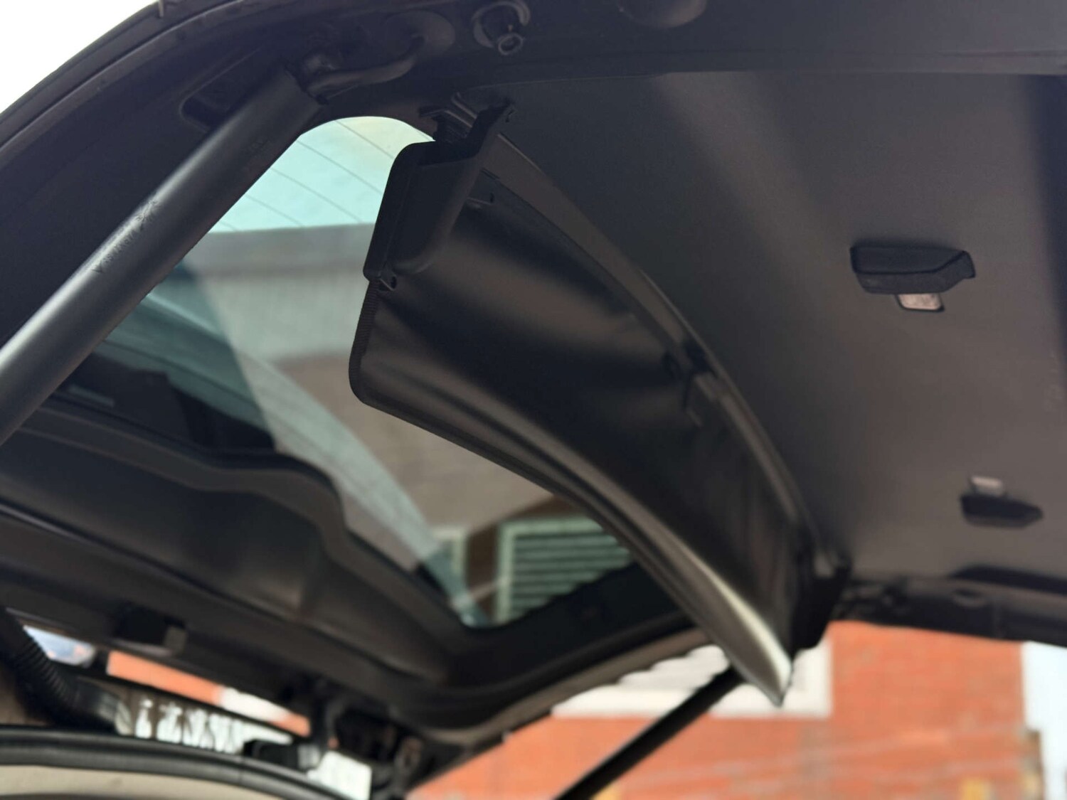 Used Land Rover Discovery 2017 for sale - 76601393: Photo 76