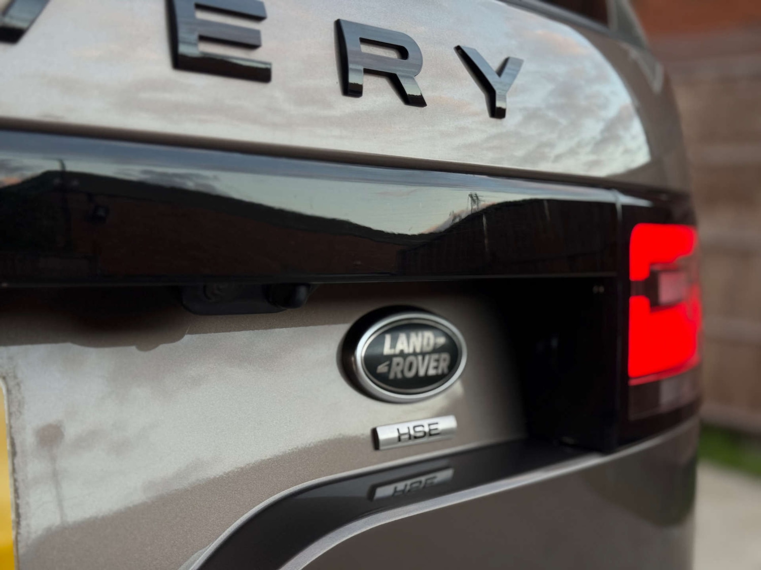 Used Land Rover Discovery 2017 for sale - 76601393: Photo 77