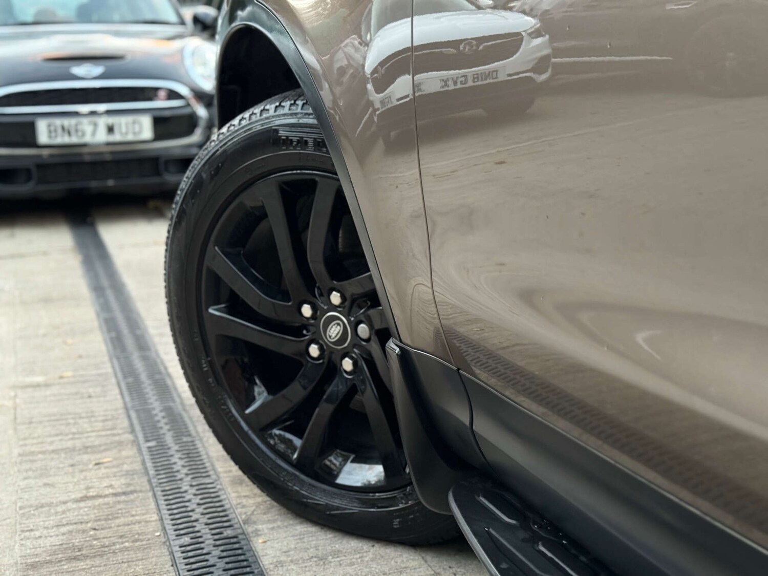 Used Land Rover Discovery 2017 for sale - 76601393: Photo 97