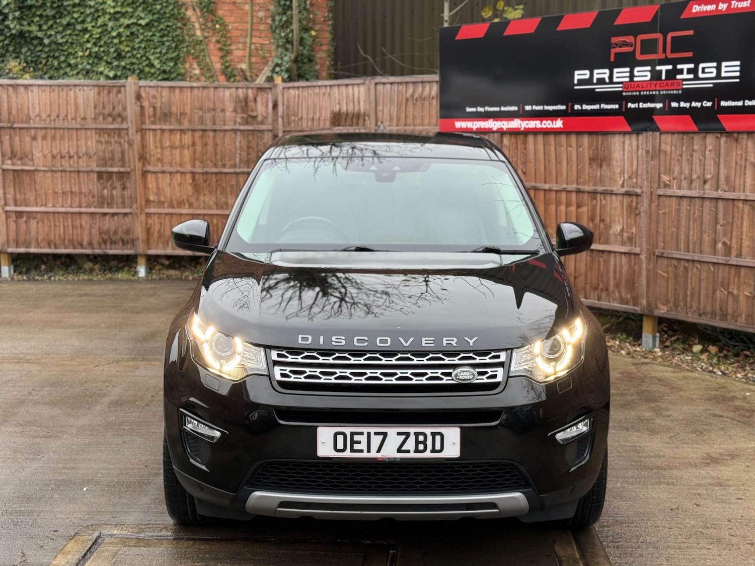 Used Land Rover Discovery Sport 2017 for sale - 76711699: Photo 11