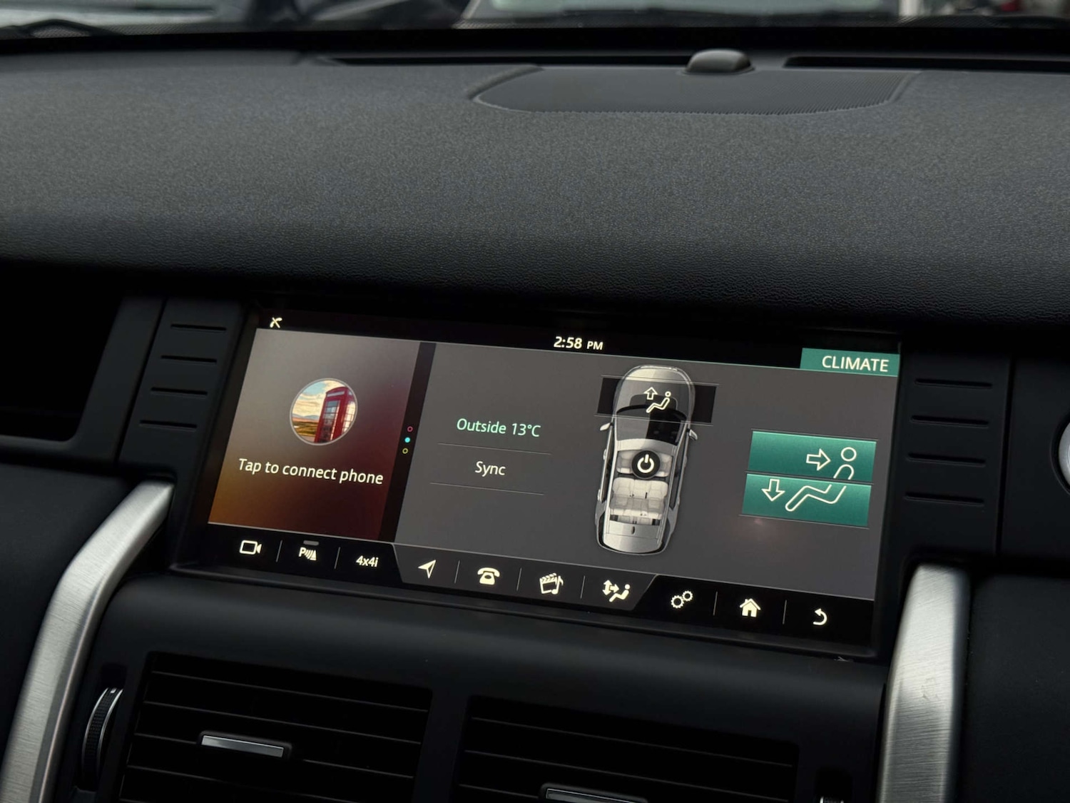 Used Land Rover Discovery Sport 2017 for sale - 76711699: Photo 35