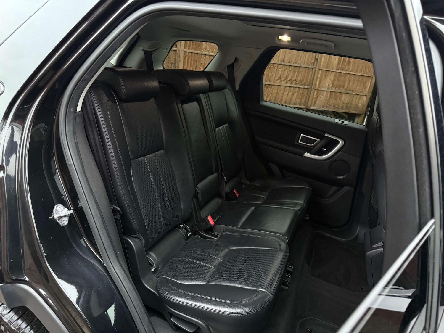 Used Land Rover Discovery Sport 2017 for sale - 76711699: Photo 48