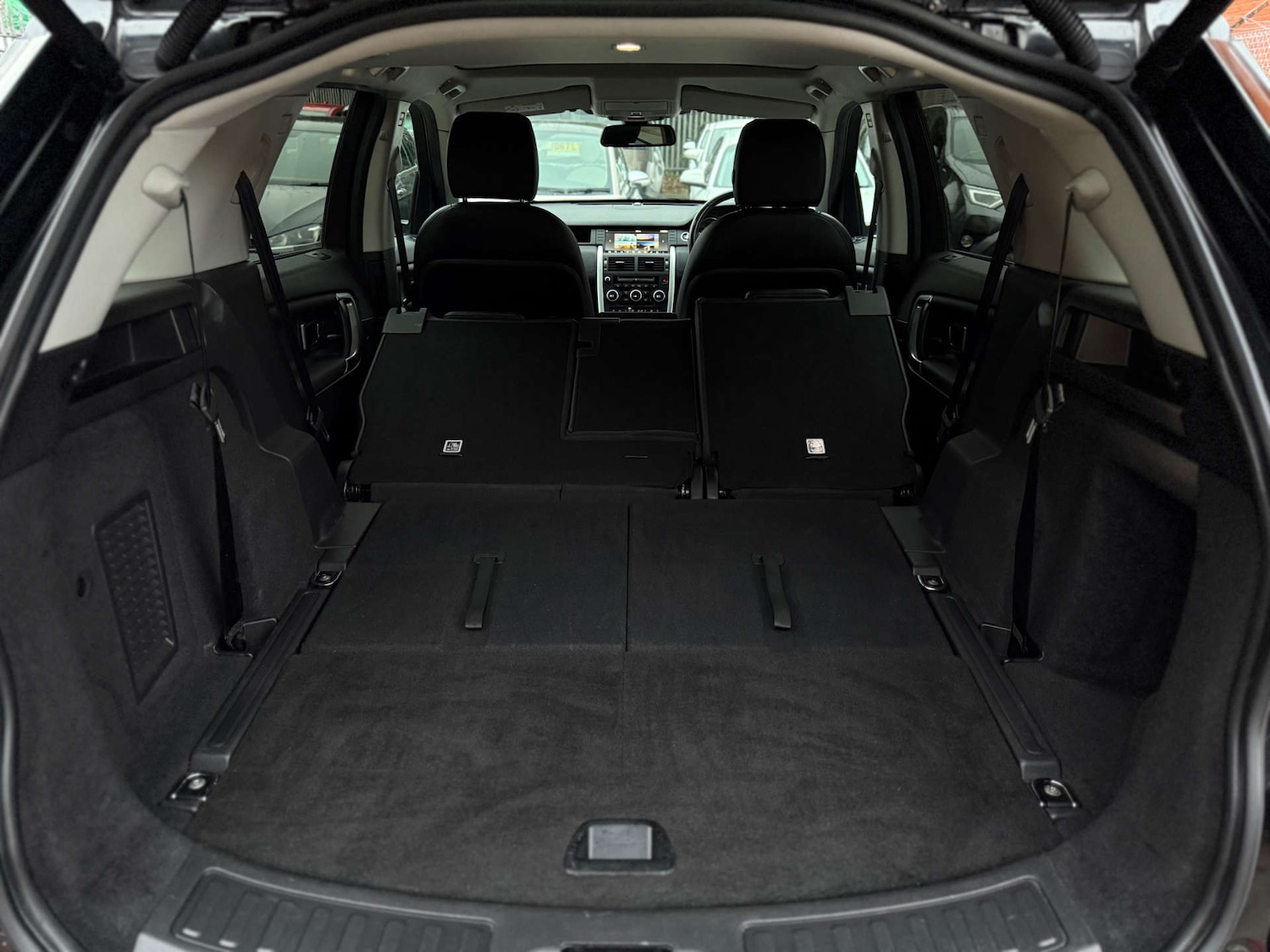 Used Land Rover Discovery Sport 2017 for sale - 76711699: Photo 54