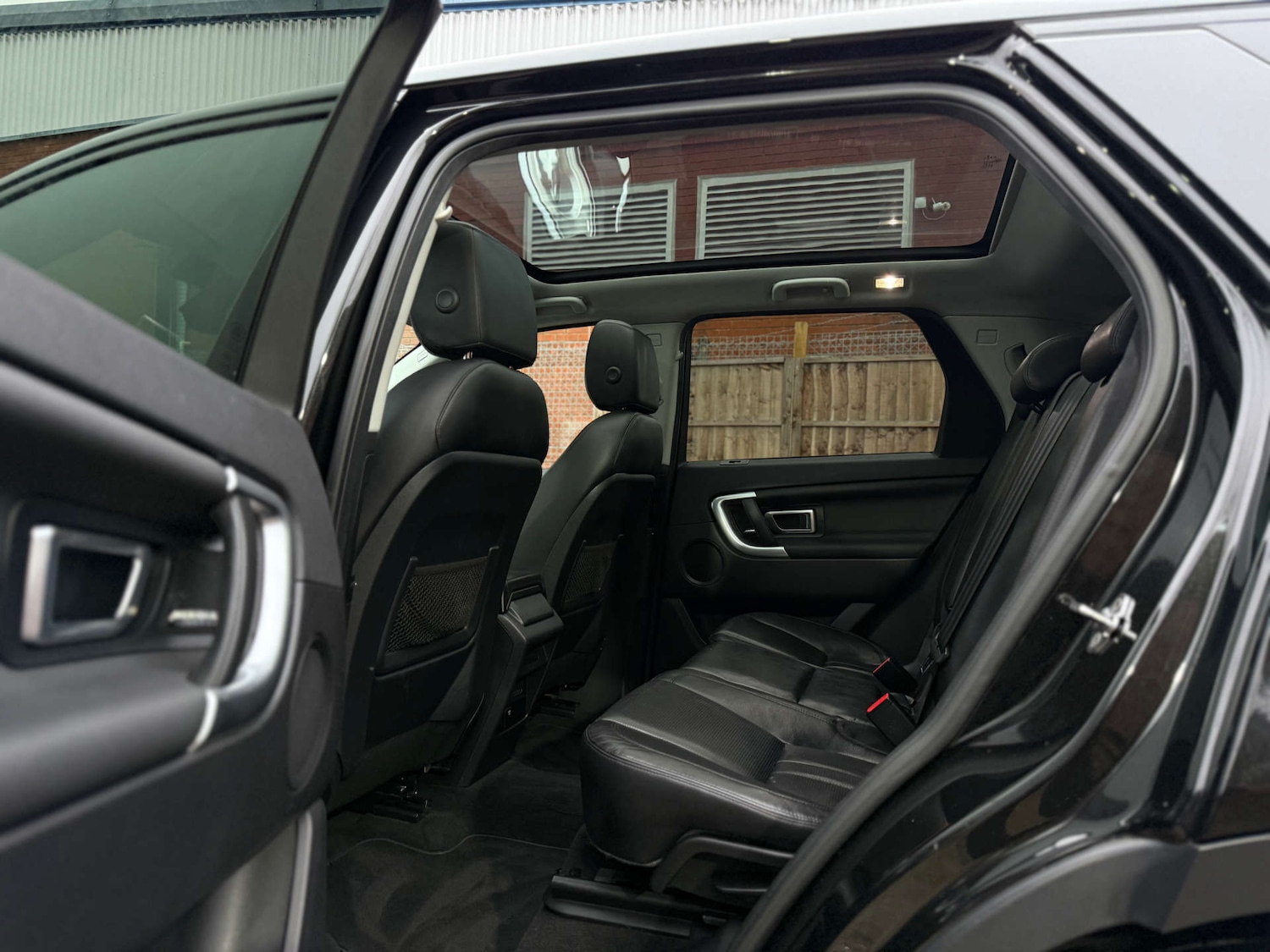 Used Land Rover Discovery Sport 2017 for sale - 76711699: Photo 63