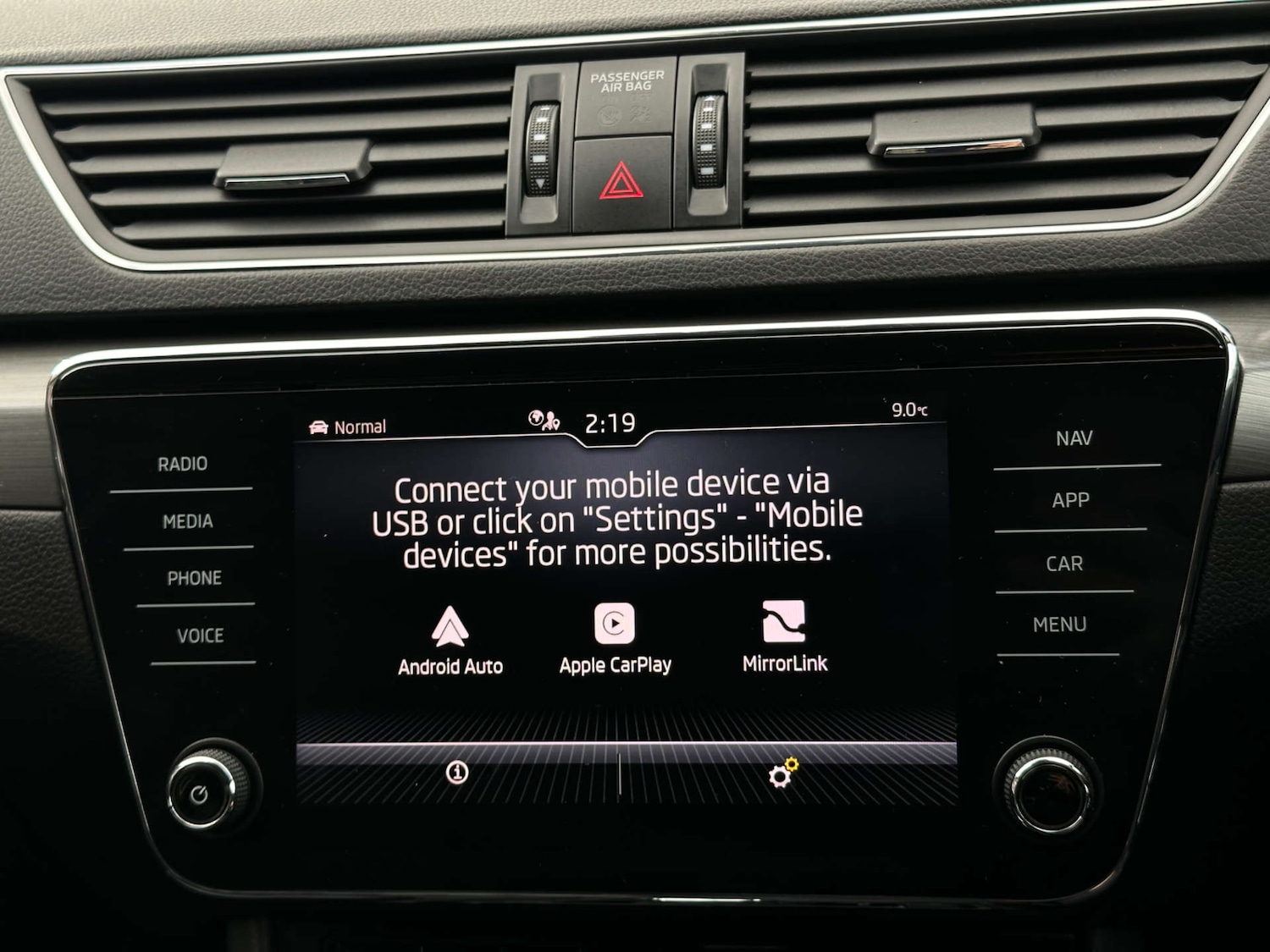 Used Skoda Superb 2023 for sale - 77888834: Photo 2