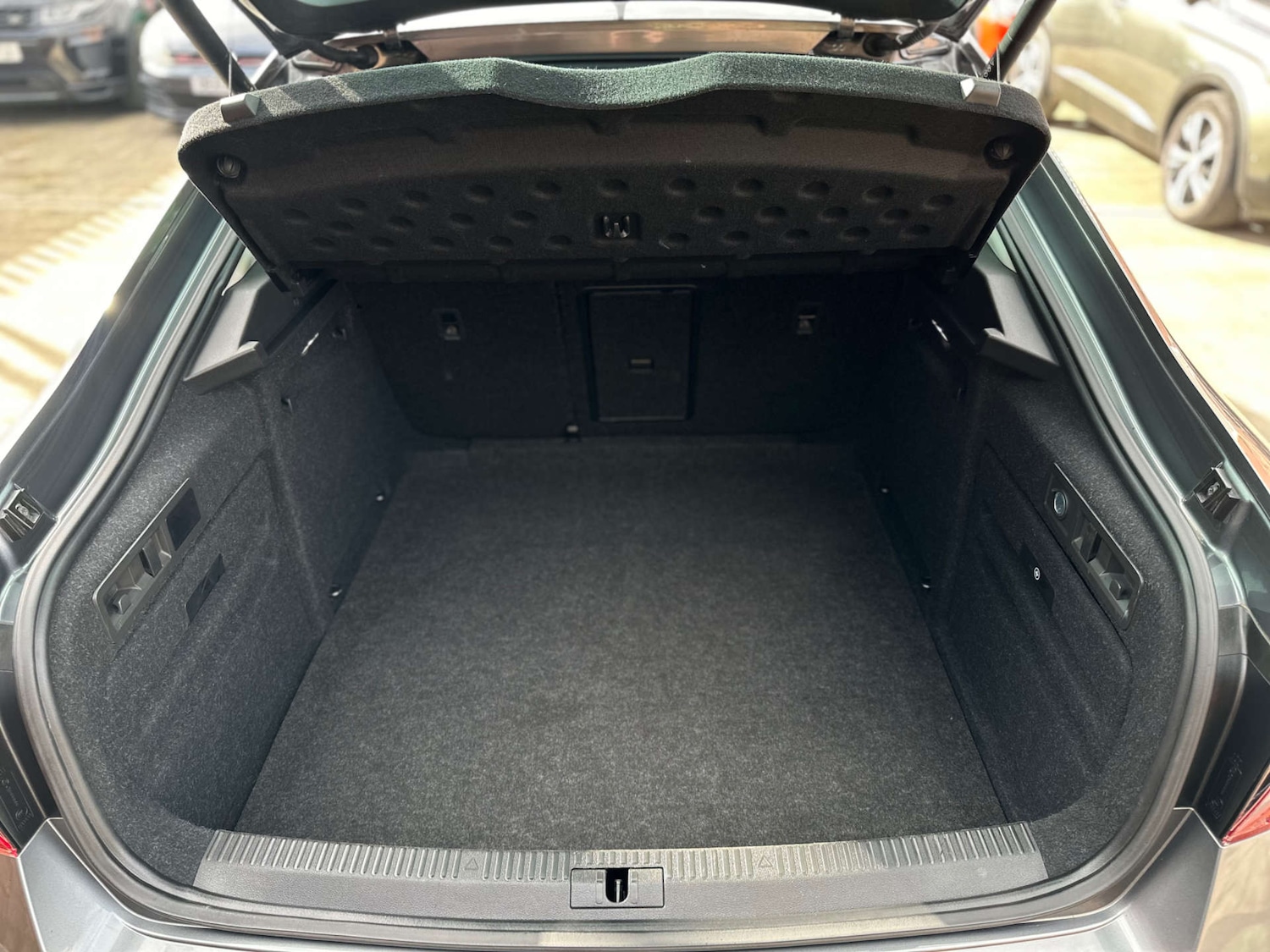 Used Skoda Superb 2023 for sale - 77888834: Photo 39