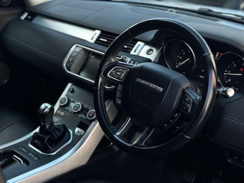 Used Land Rover Range Rover Evoque 2016 for sale - 77431938: Photo