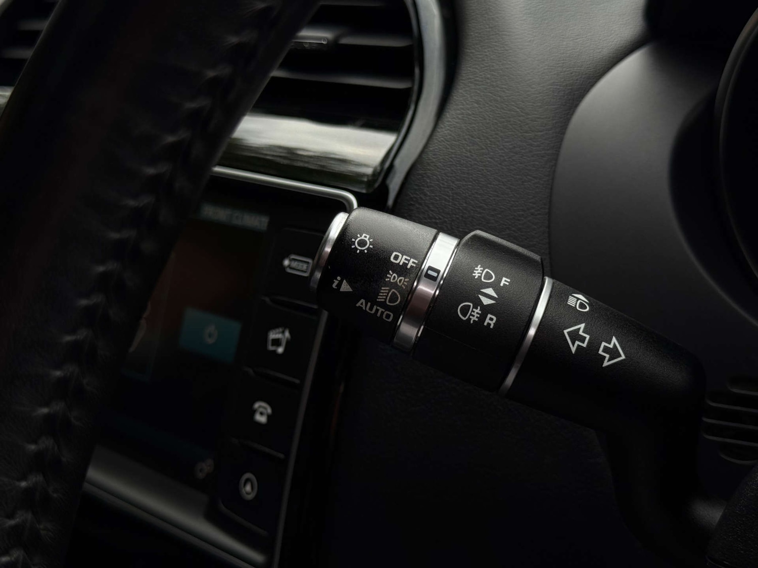 Used Jaguar F-Pace 2018 for sale - 77033678: Photo 36