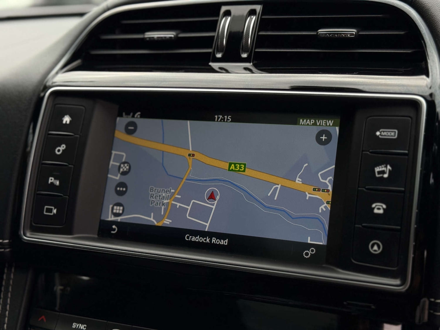 Used Jaguar F-Pace 2018 for sale - 77033678: Photo 38