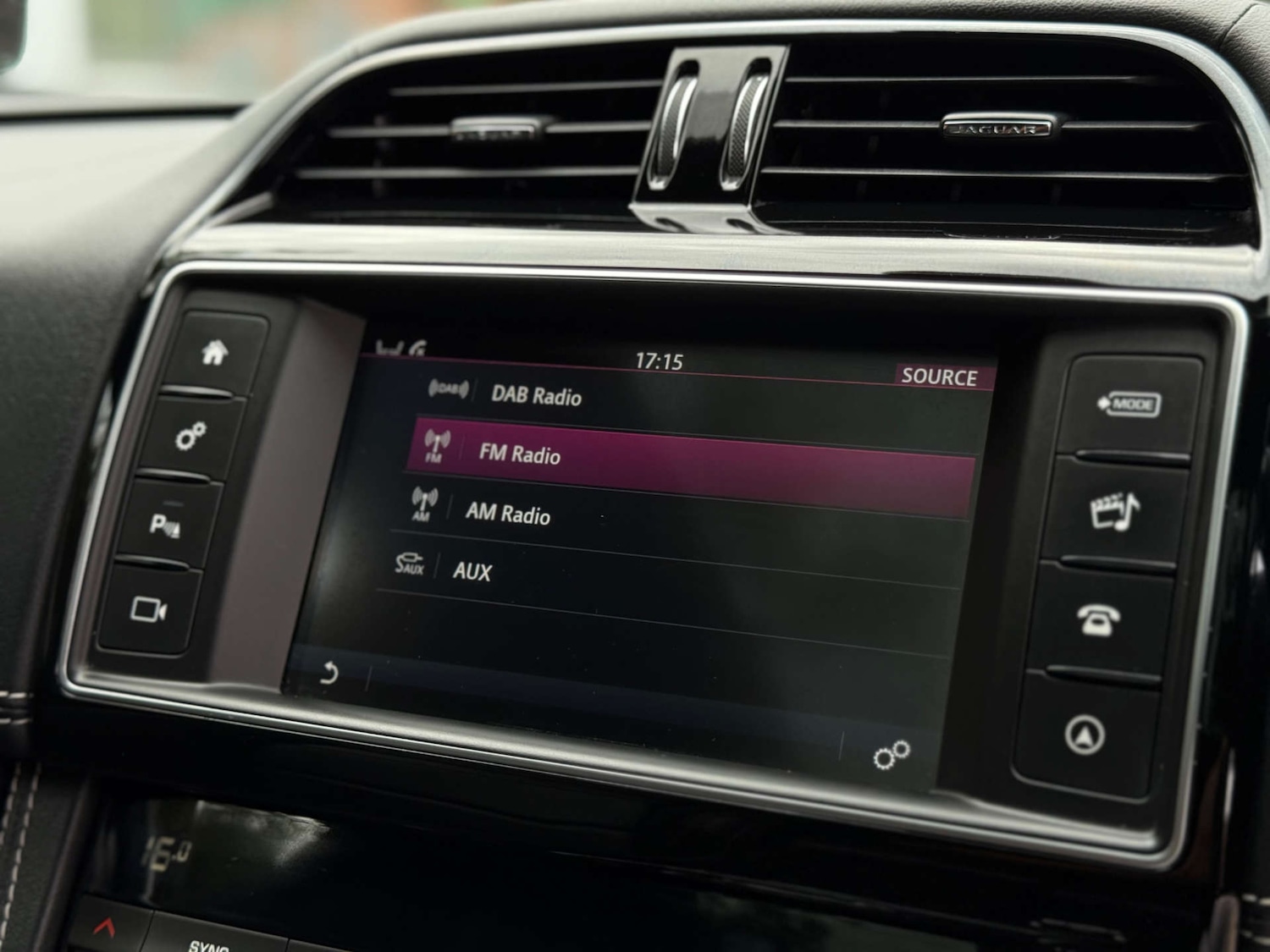 Used Jaguar F-Pace 2018 for sale - 77033678: Photo 40