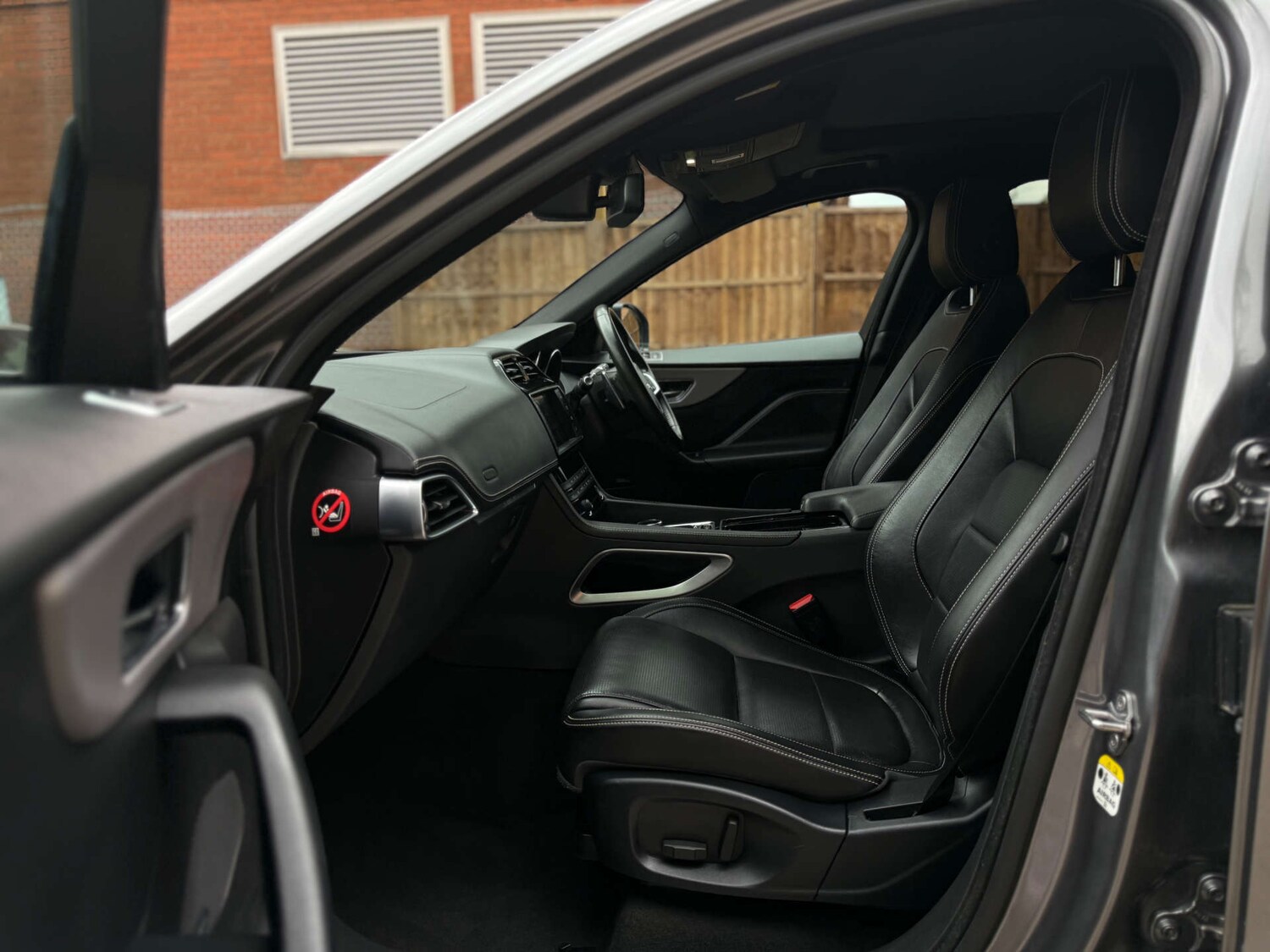 Used Jaguar F-Pace 2018 for sale - 77033678: Photo 62