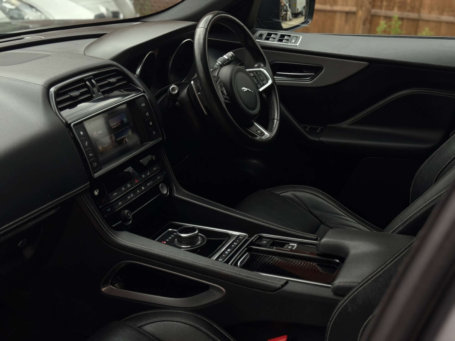 Used Jaguar F-Pace 2018 for sale - 77033678: Photo 64