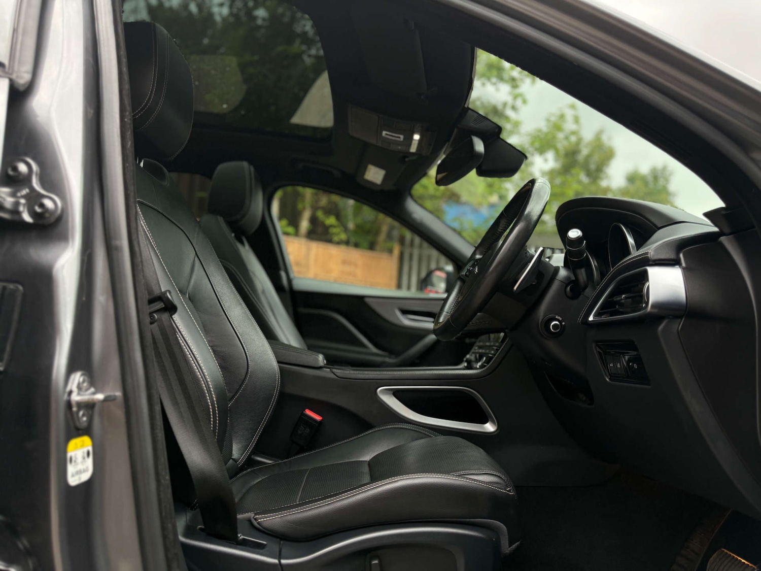 Used Jaguar F-Pace 2018 for sale - 77033678: Photo 67