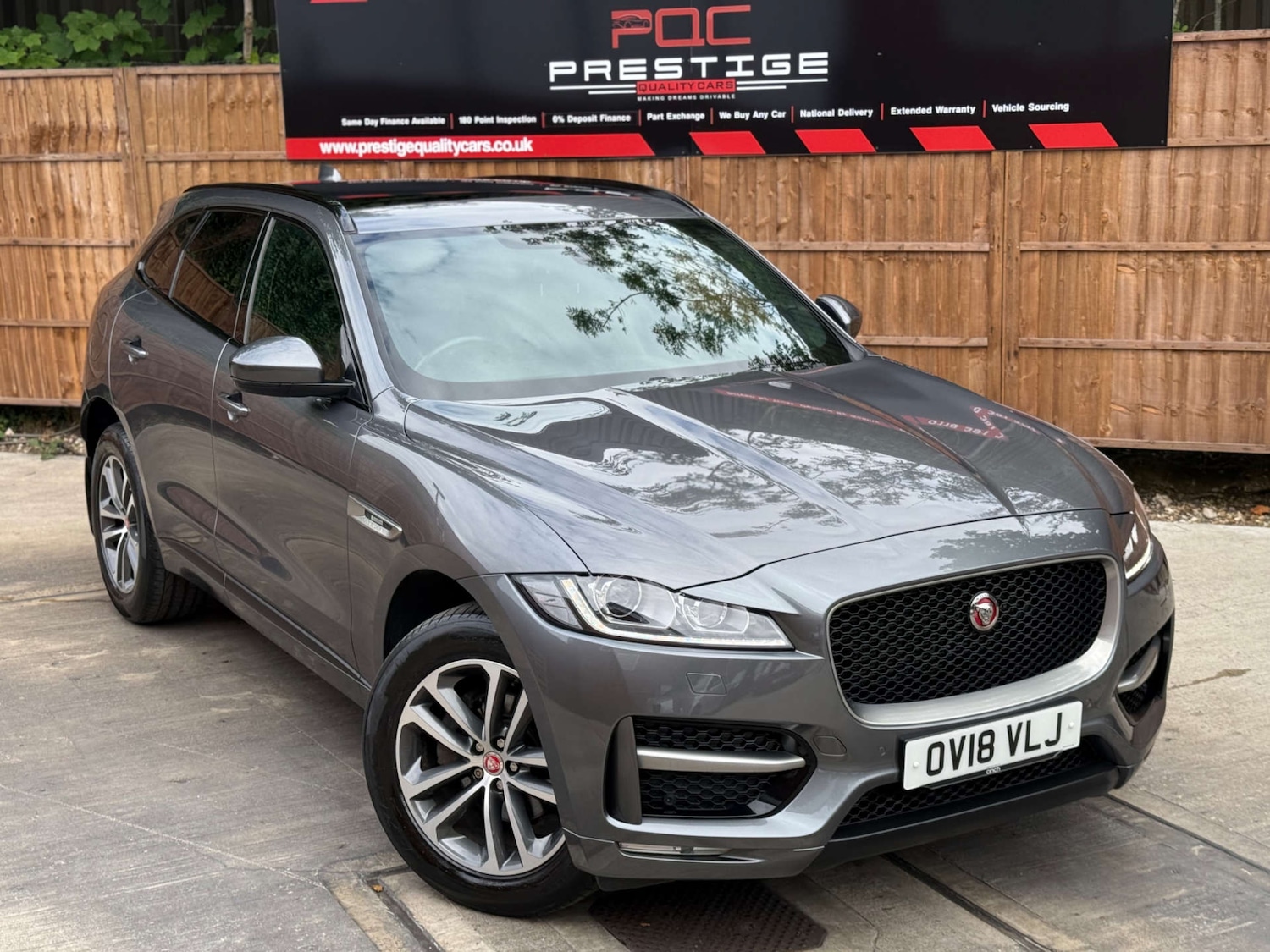Used Jaguar F-Pace 2018 for sale - 77033678: Photo 7