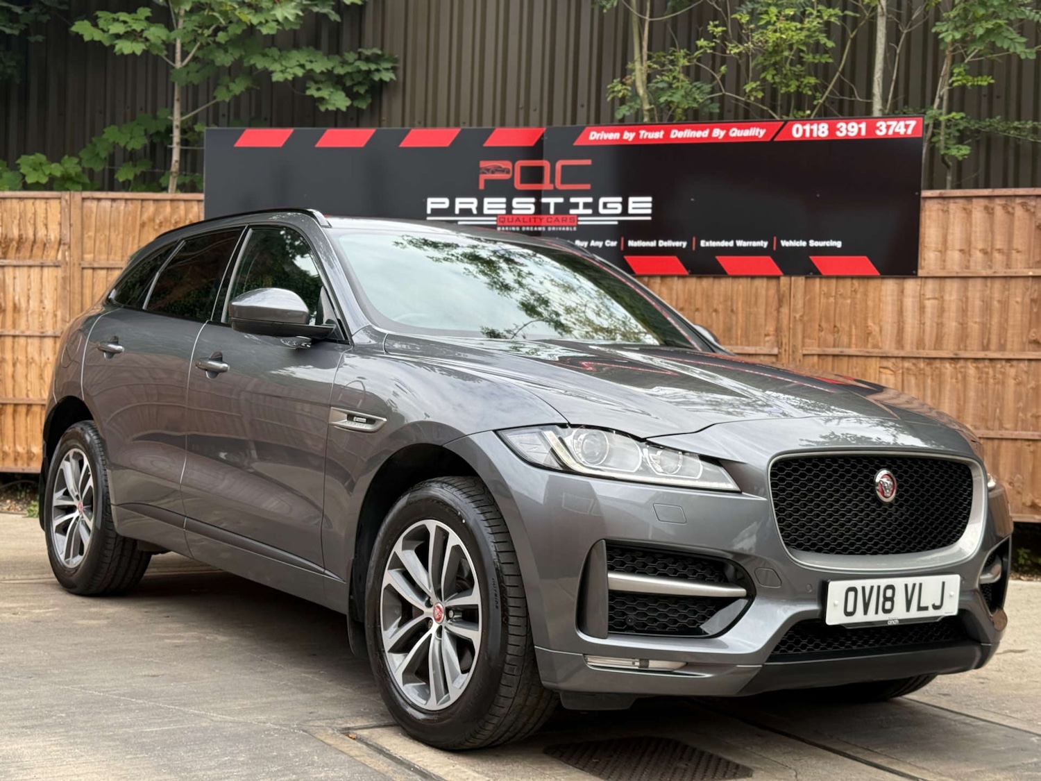 Used Jaguar F-Pace 2018 for sale - 77033678: Photo 9