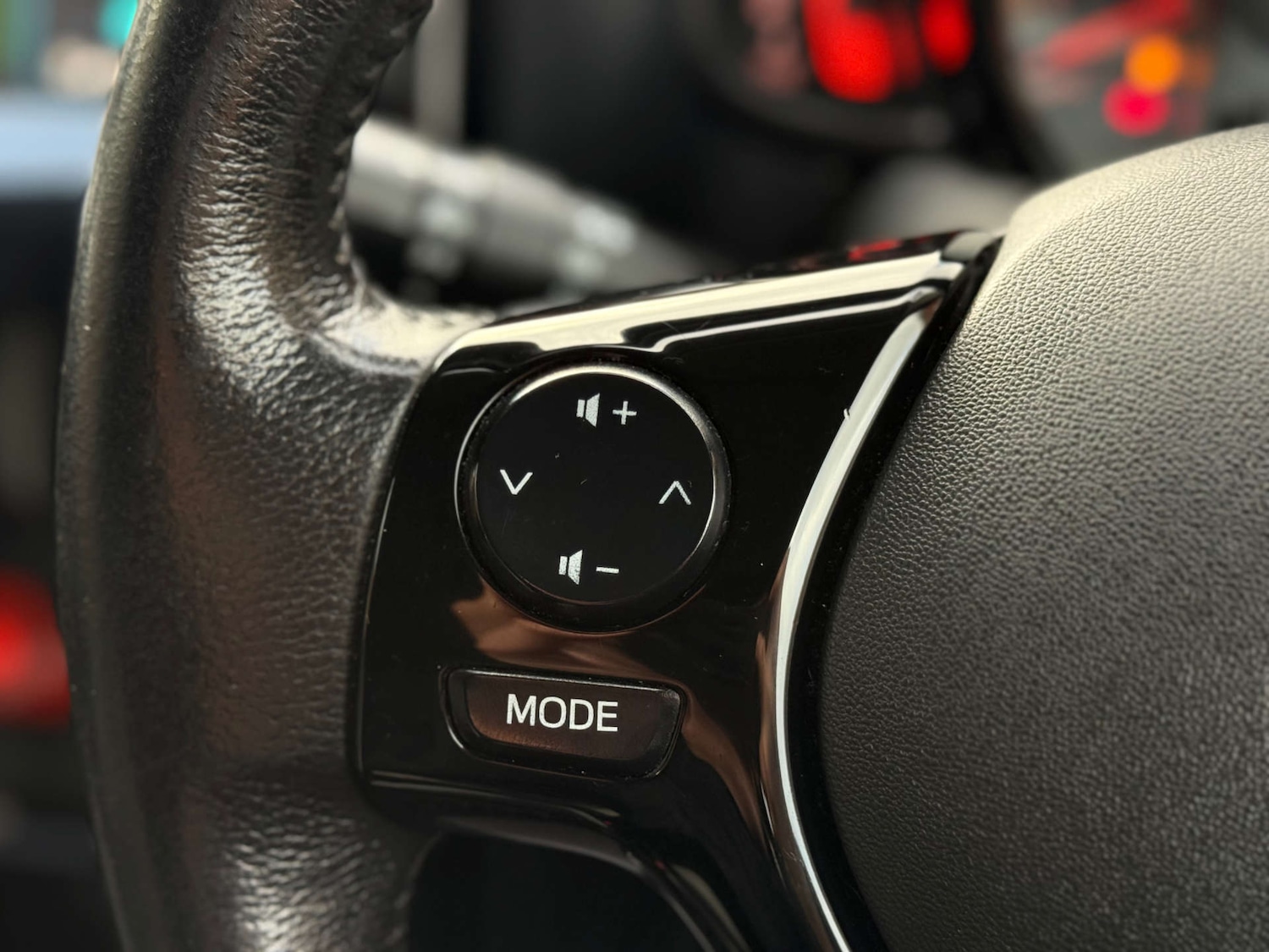 Used Toyota AYGO 2018 for sale - 76611732: Photo 19