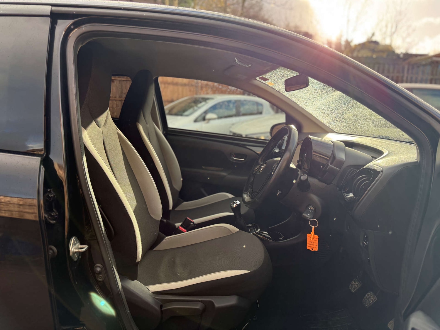 Used Toyota AYGO 2018 for sale - 76611732: Photo 29