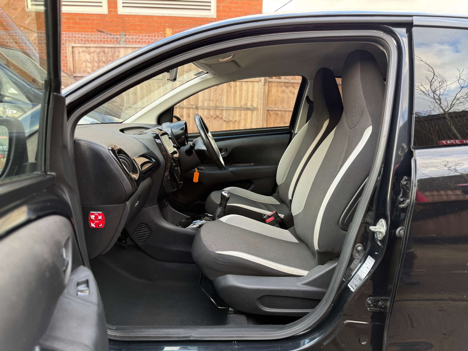 Used Toyota AYGO 2018 for sale - 76611732: Photo 35