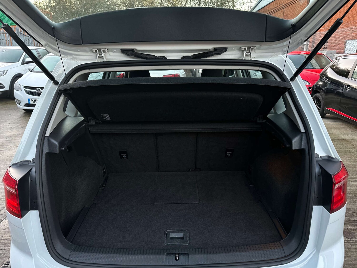 Used Volkswagen Golf SV 2016 for sale - 76836473: Photo 36