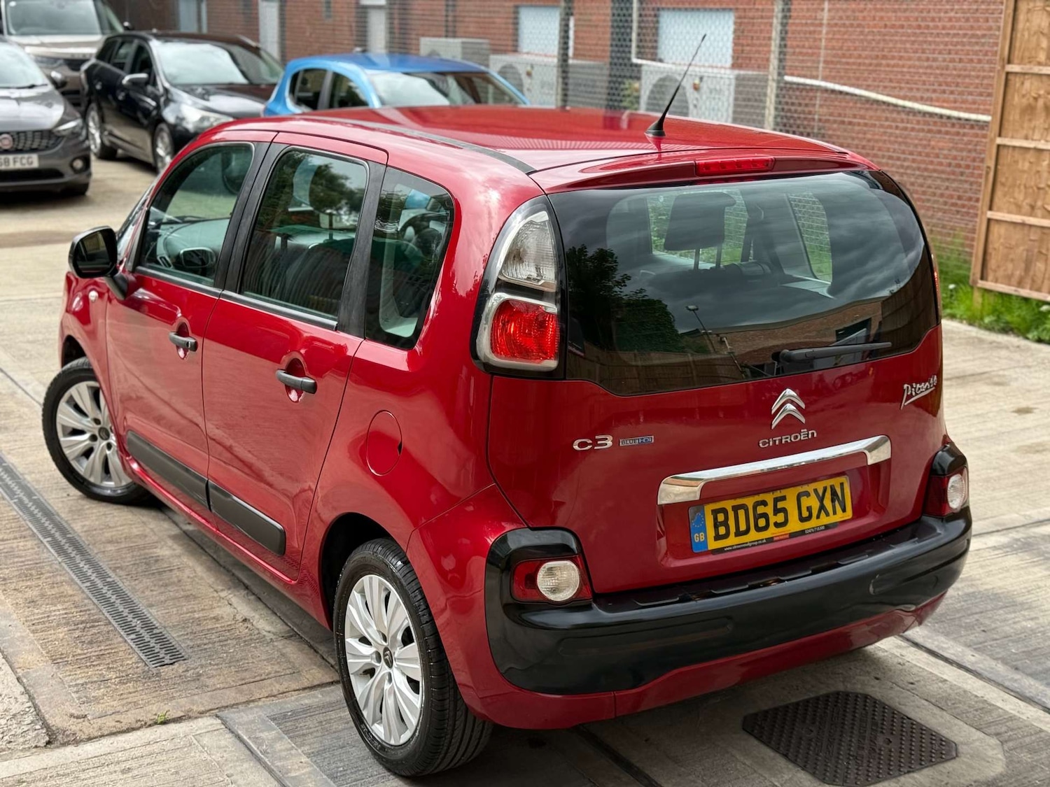 Vehicle 21
