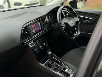Used SEAT Leon 2018 for sale - 76162608: Photo