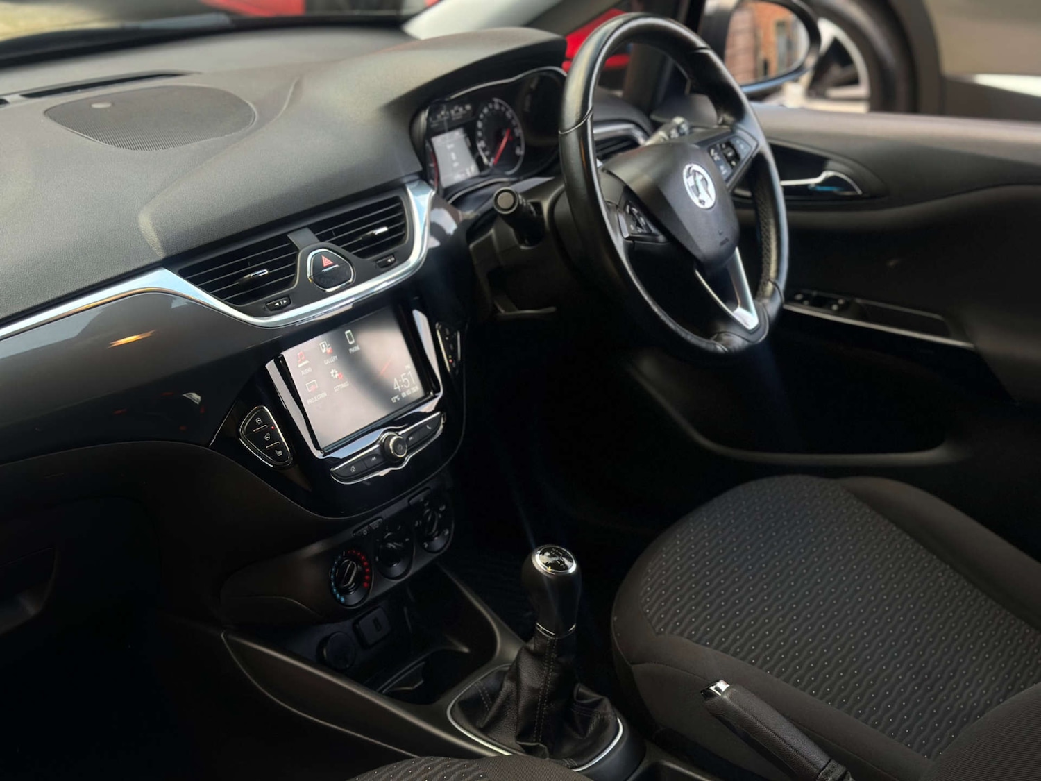 Used Vauxhall Corsa 2016 for sale - 77833234: Photo 32