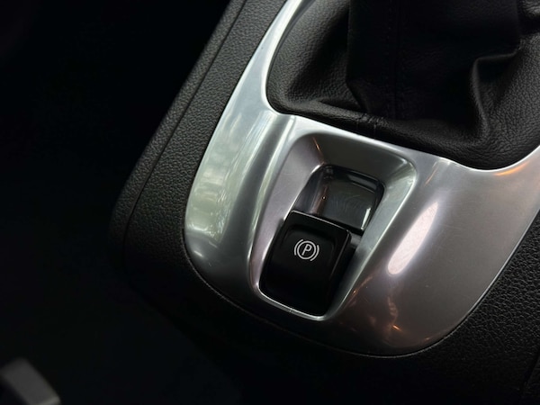 Used Vauxhall Meriva 2016 for sale - 75039456: Photo 31