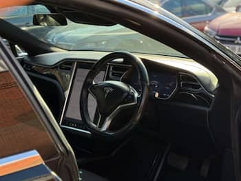 Used Tesla Model S 2017 for sale - 79724024: Photo