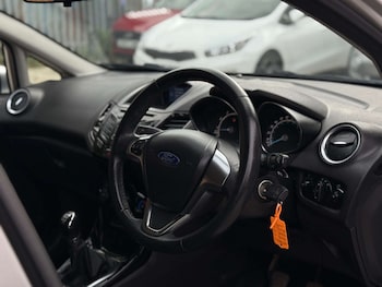 Used Ford Fiesta 2017 for sale - 75037276: Photo