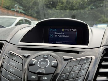 Used Ford Fiesta 2017 for sale - 75037276: Photo