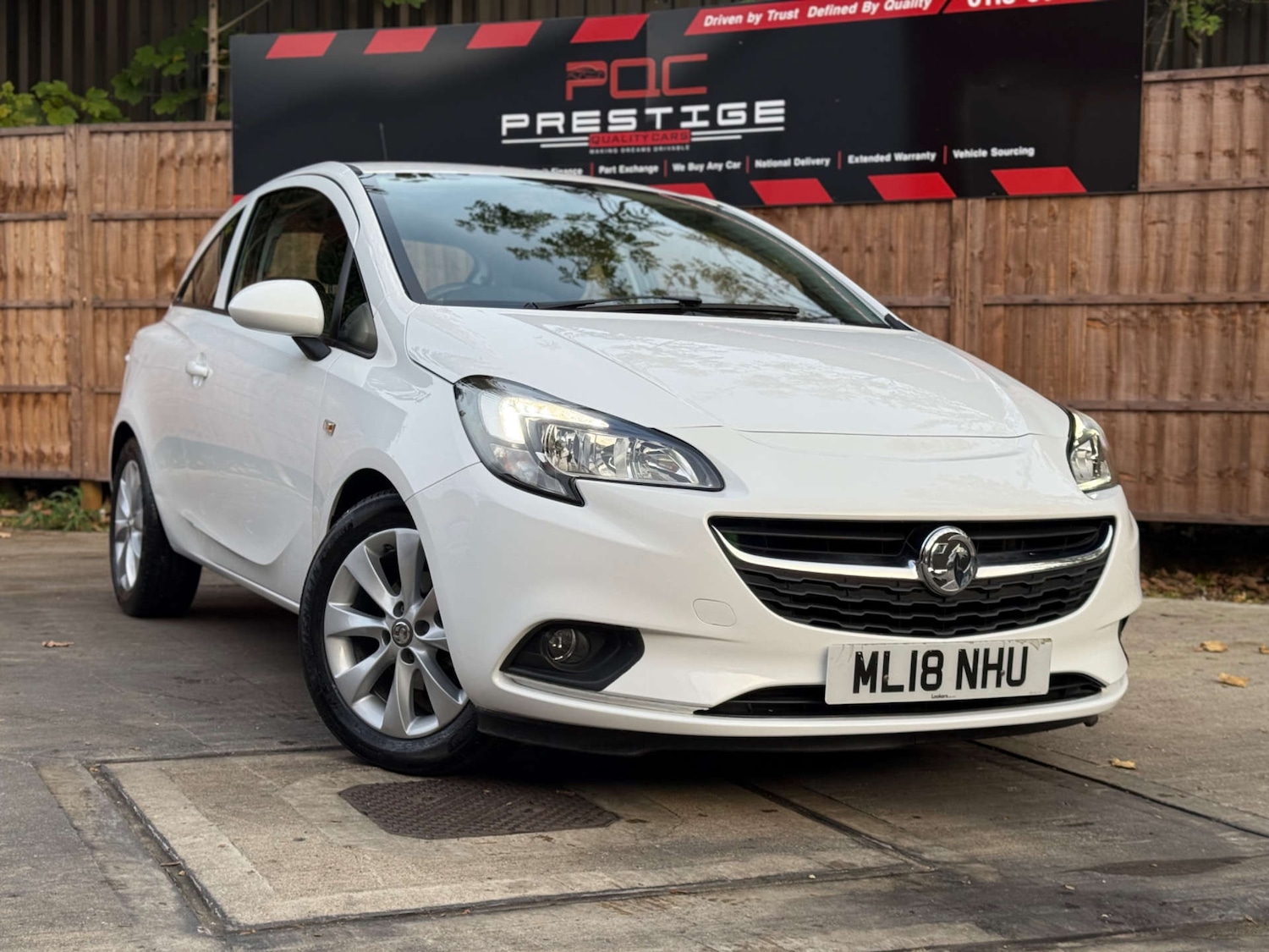 Used Vauxhall Corsa 2018 for sale - 76601676: Photo 1