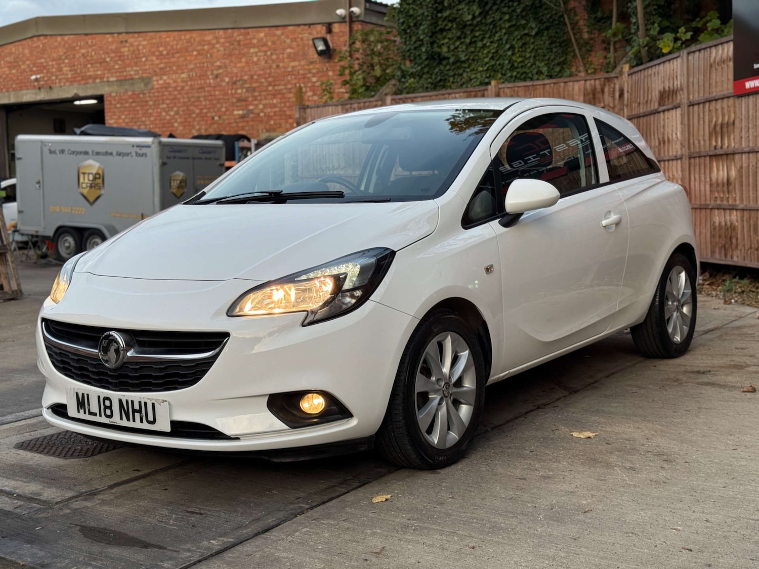 Used Vauxhall Corsa 2018 for sale - 76601676: Photo 11