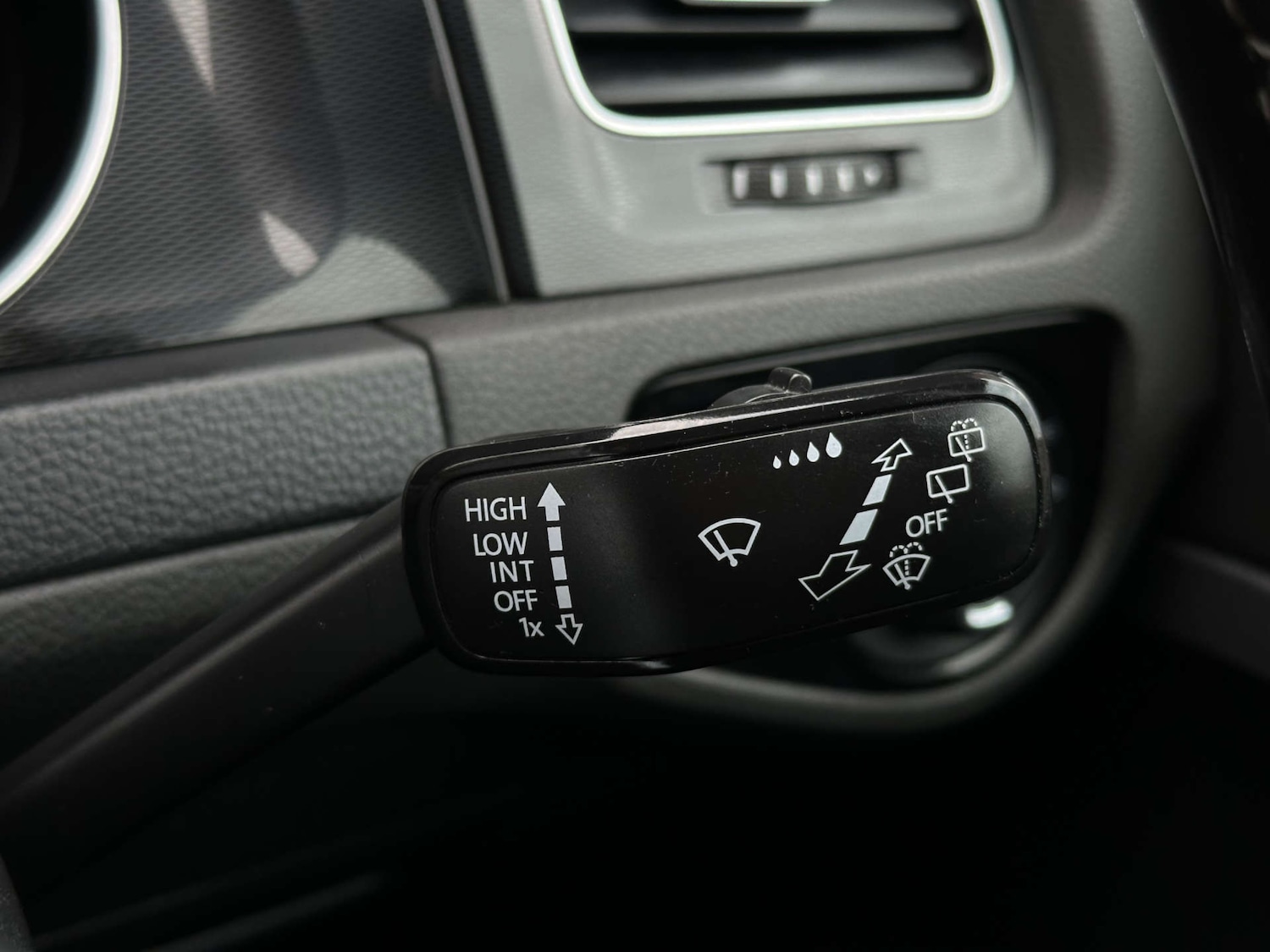 Used Volkswagen Golf 2016 for sale - 76544307: Photo 22