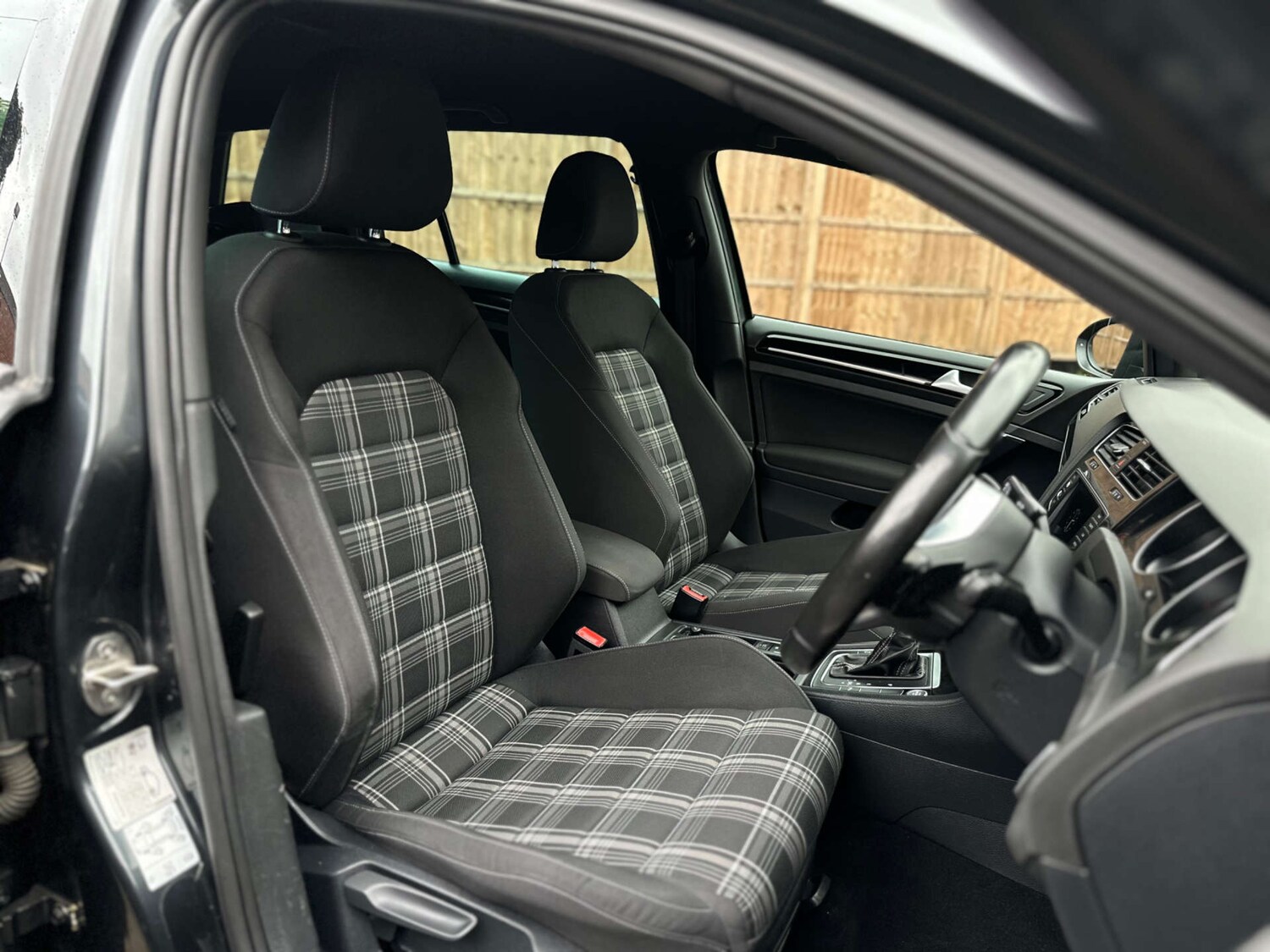 Used Volkswagen Golf 2016 for sale - 76544307: Photo 31