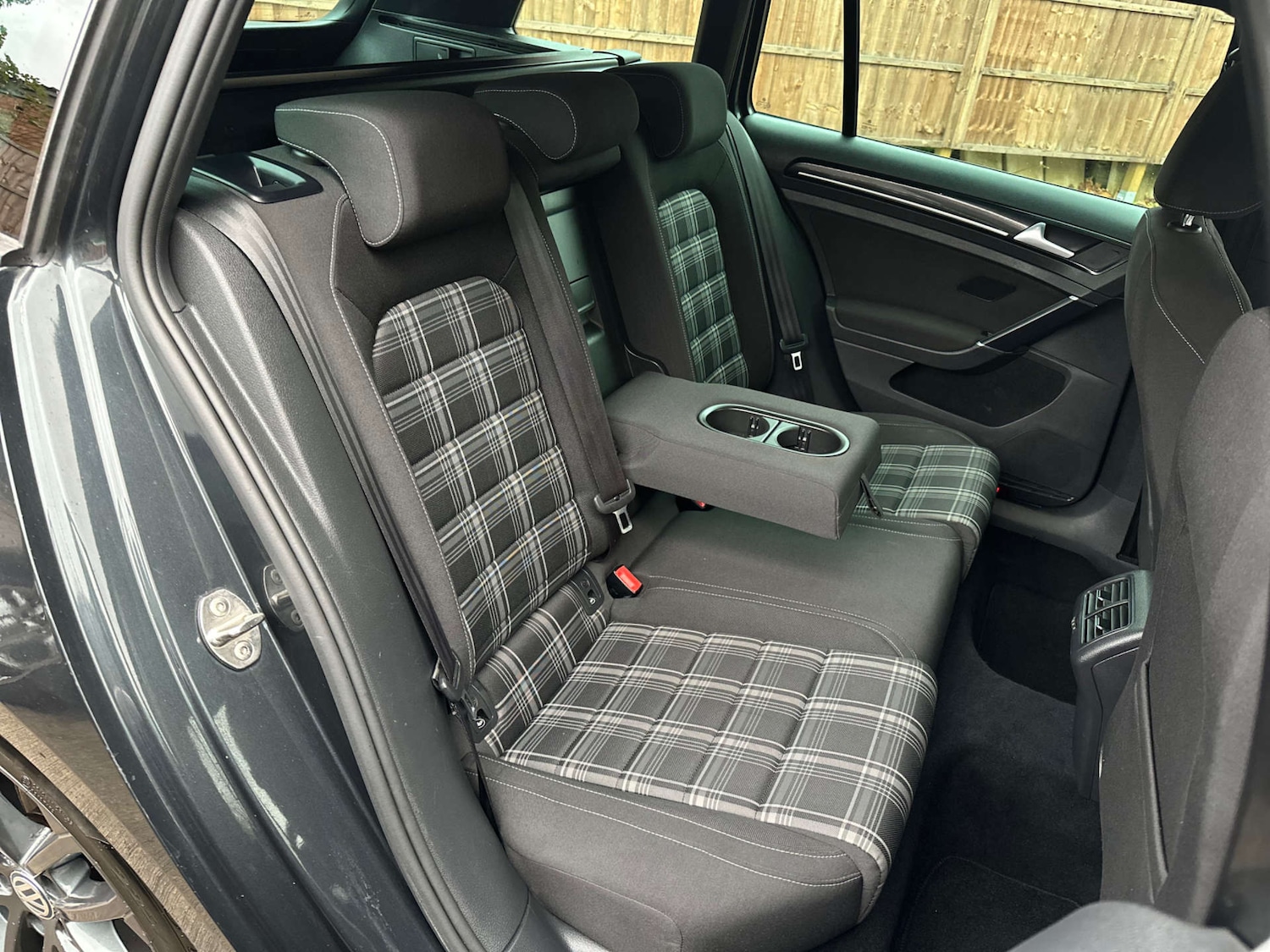 Used Volkswagen Golf 2016 for sale - 76544307: Photo 33