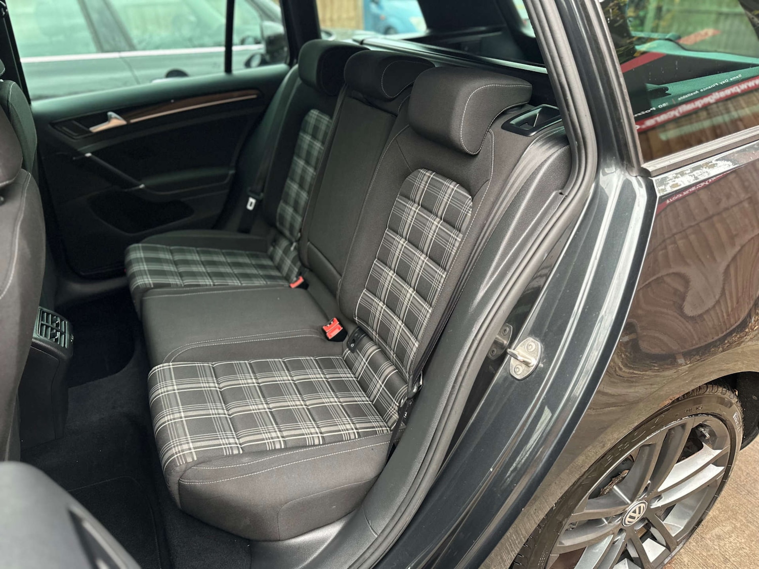 Used Volkswagen Golf 2016 for sale - 76544307: Photo 35