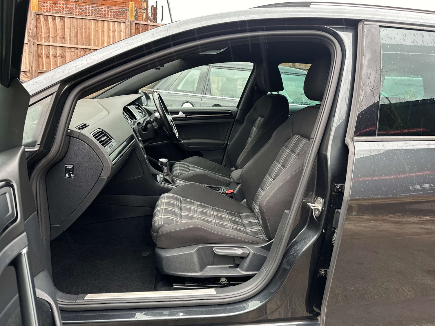 Used Volkswagen Golf 2016 for sale - 76544307: Photo 36