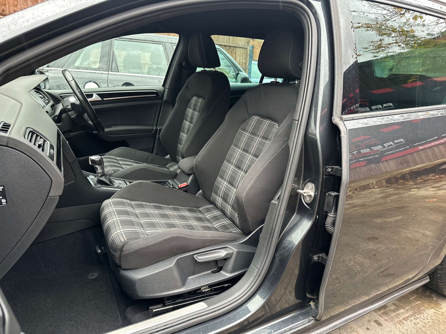 Used Volkswagen Golf 2016 for sale - 76544307: Photo 37