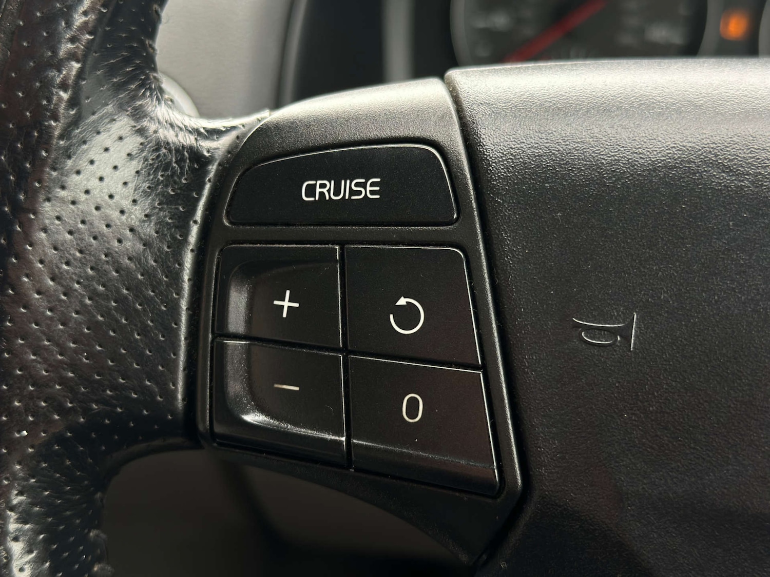 Used Volvo C70 2007 for sale - 77606730: Photo 3