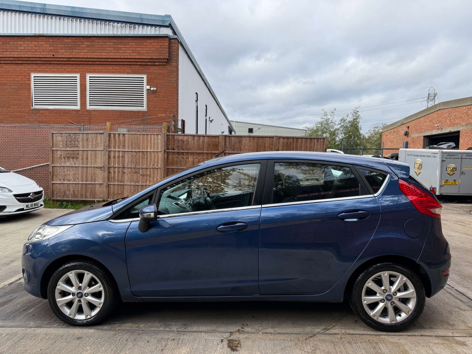 Used Ford Fiesta 2009 for sale - 76115785: Photo 12