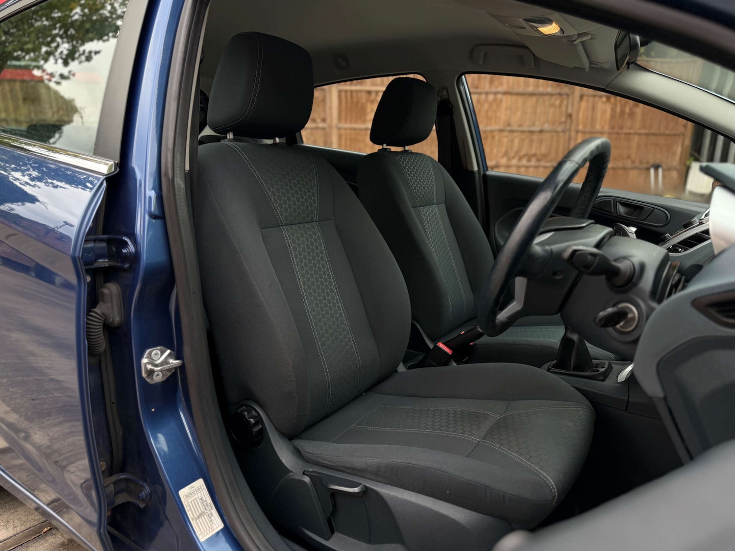 Used Ford Fiesta 2009 for sale - 76115785: Photo 33
