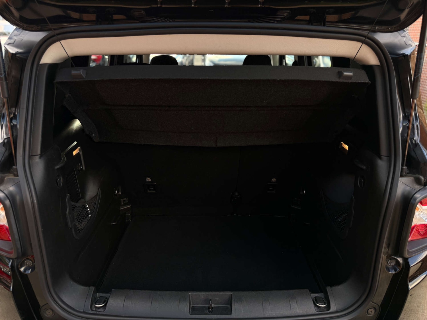 Vehicle 37