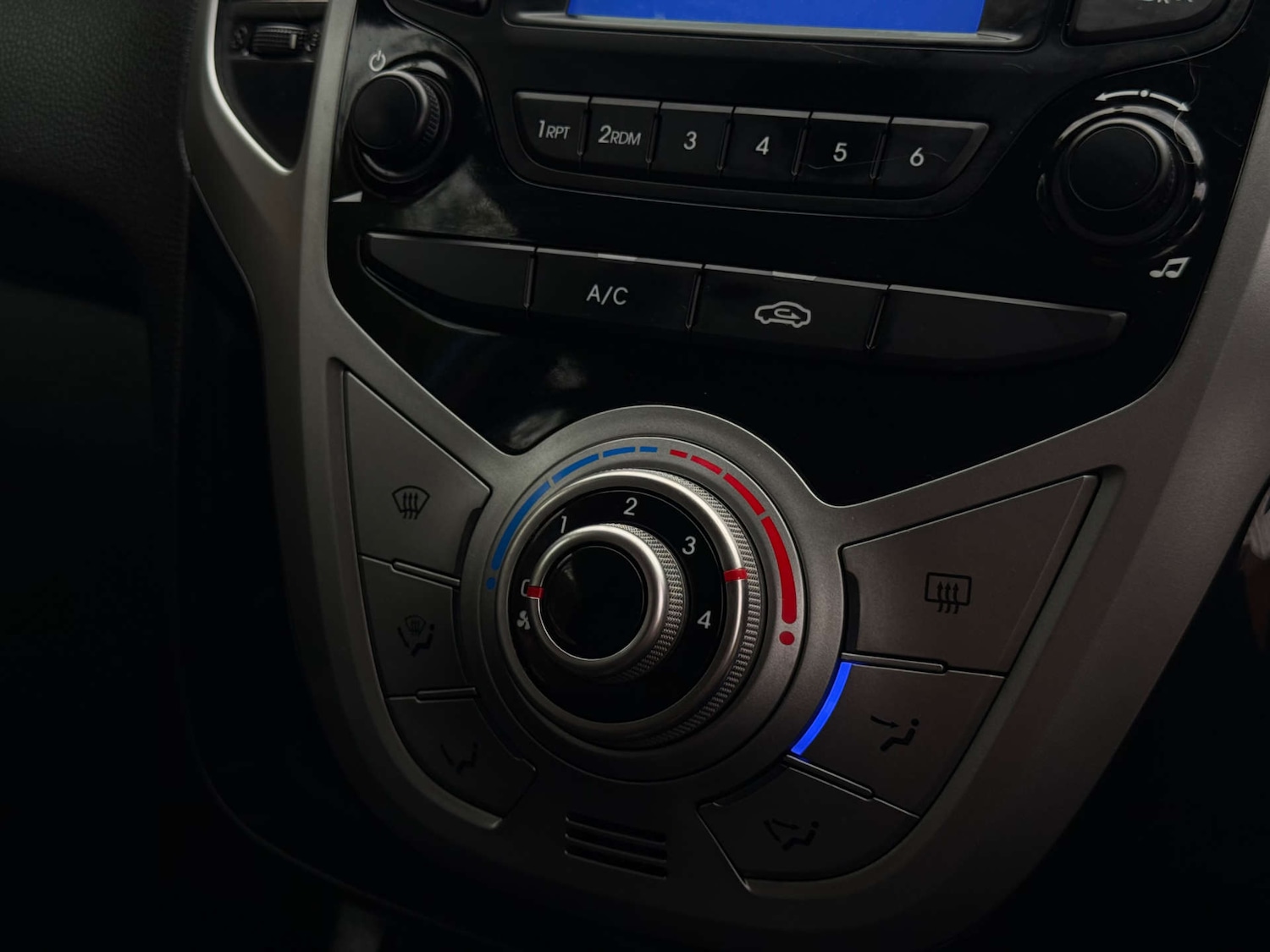 Used Hyundai Ix20 2016 for sale - 76601502: Photo 32