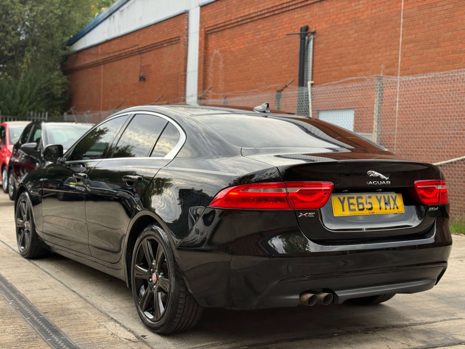 Used Jaguar XE 2015 for sale - 75933687: Photo 17