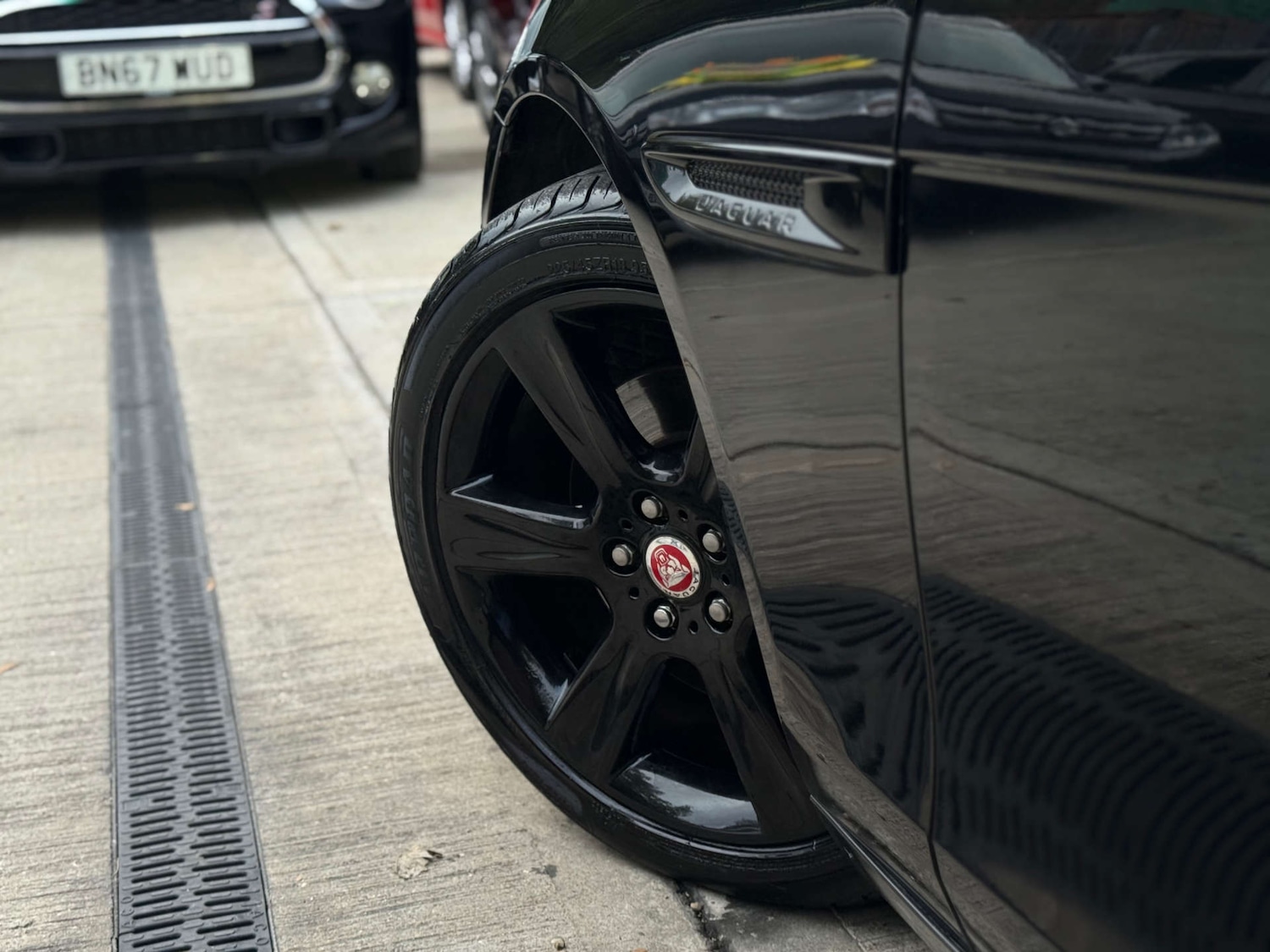 Used Jaguar XE 2015 for sale - 75933687: Photo 58